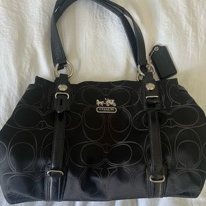 Authentic Coach Mia Signature purse, like new